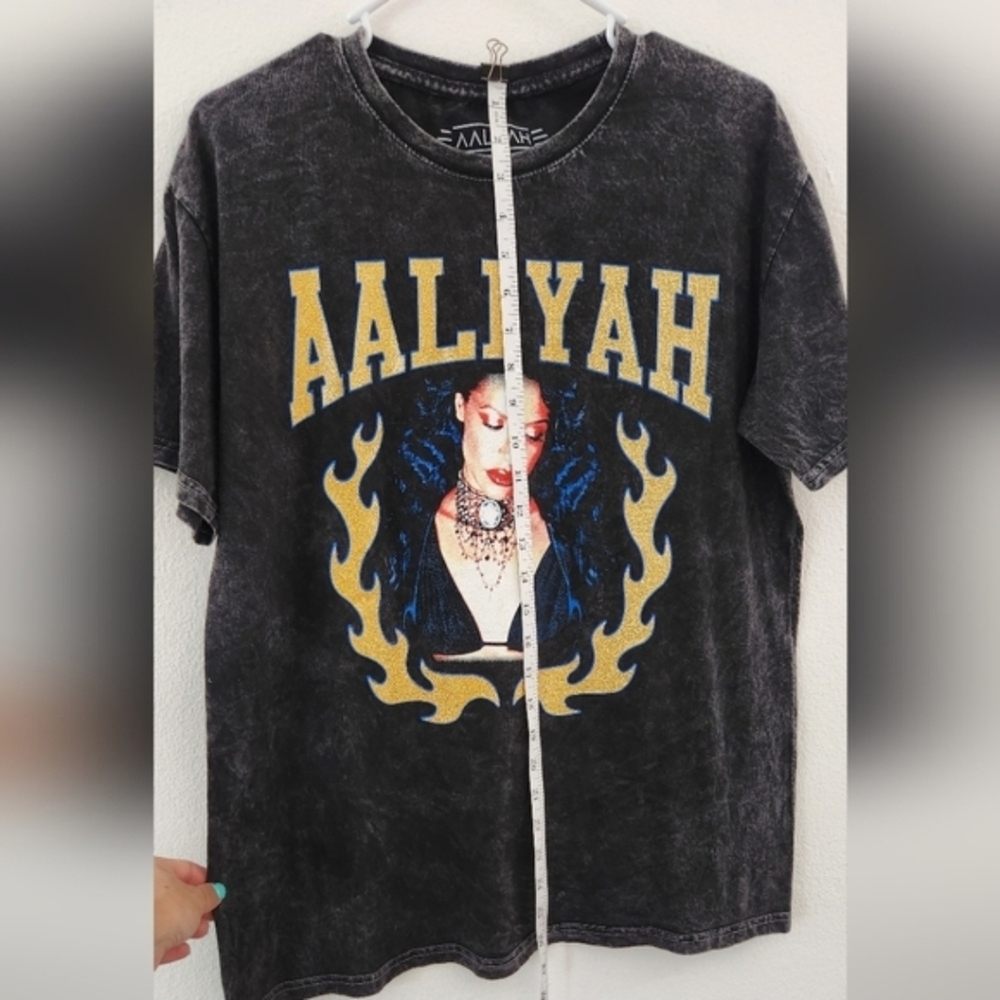 Aaliyah R&B Graphic TShirt Charcoal Grey Mineral Wash Size Medium Unisex - Picture 8 of 14